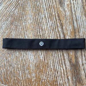 Lululemon | Black Headband